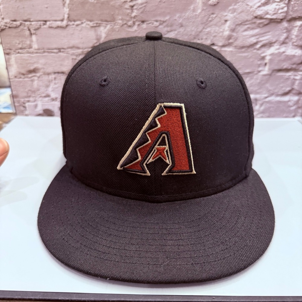 New Era Arizona Diamondbacks Hat Mens 7 3/8 Black 59FIFTY MLB Fitted Cap